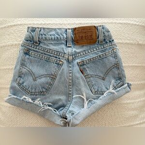 VTG Levi’s Kids Denim Cutoff Shorts 6/7